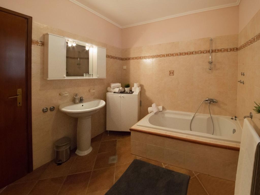 Apartment Duketis 罗维尼 外观 照片